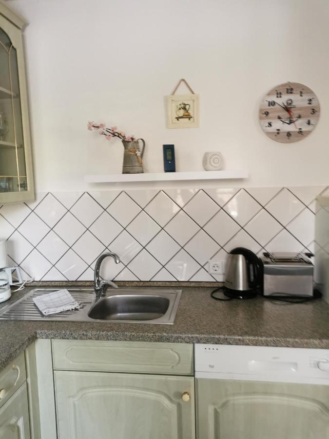"Kleine Hedwig" Apartman Putbus Kültér fotó